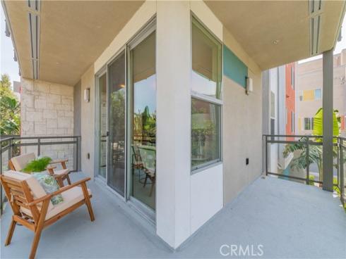 312 Rockefeller , Irvine, CA