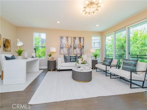 312 Rockefeller , Irvine, CA