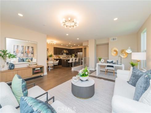 312 Rockefeller , Irvine, CA