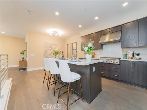 312 Rockefeller , Irvine, CA