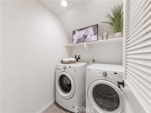 72 Parkwood , Irvine, CA