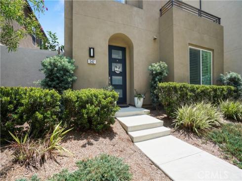542 Cultivate , Irvine, CA