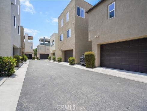 542 Cultivate , Irvine, CA