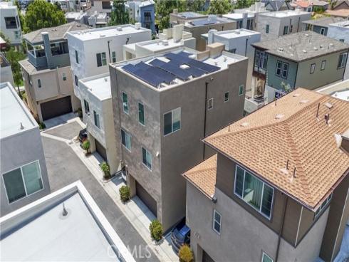542 Cultivate , Irvine, CA