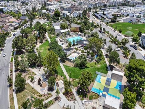 542 Cultivate , Irvine, CA