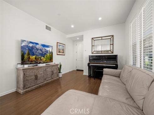 182 Firefly , Irvine, CA