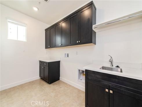 158 Scale , Irvine, CA