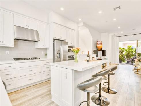 132 Abacus , Irvine, CA