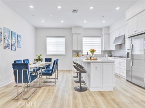 132 Abacus , Irvine, CA