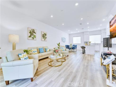 132 Abacus , Irvine, CA