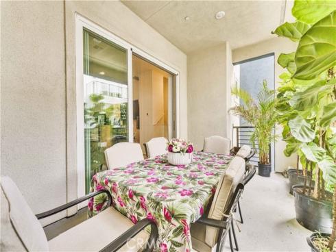 132 Abacus , Irvine, CA