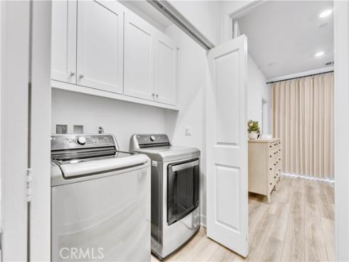 132 Abacus , Irvine, CA