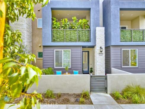 132 Abacus , Irvine, CA