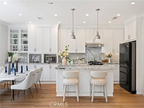 89 Overbrook , Irvine, CA