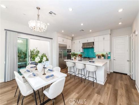 105 Chorus , Irvine, CA