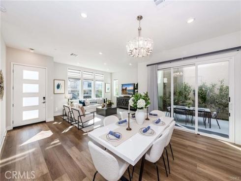 105 Chorus , Irvine, CA