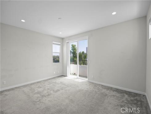 163 Stage , Irvine, CA