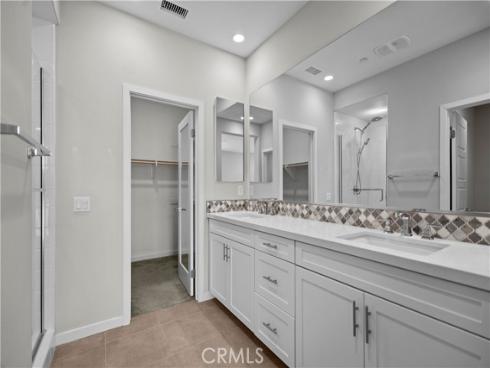 163 Stage , Irvine, CA