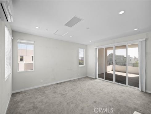 163 Stage , Irvine, CA