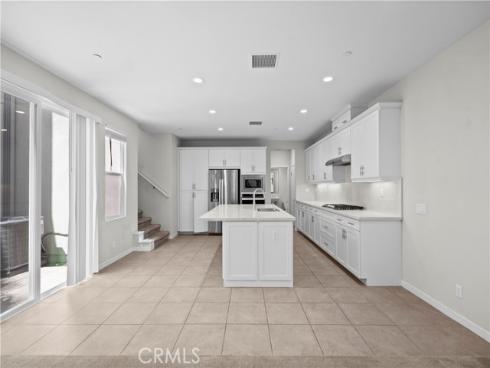 163 Stage , Irvine, CA