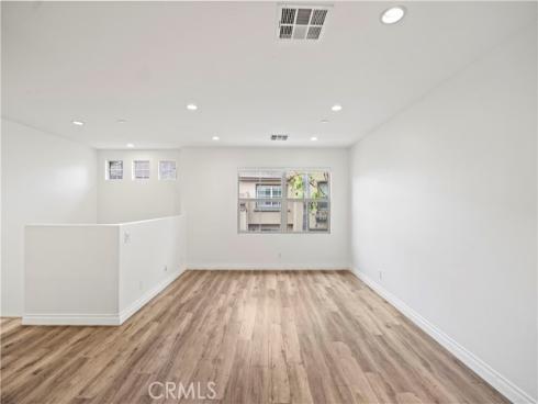 80 hedge bloom , Irvine, CA