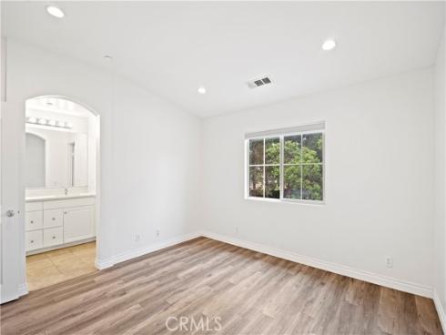 80 hedge bloom , Irvine, CA