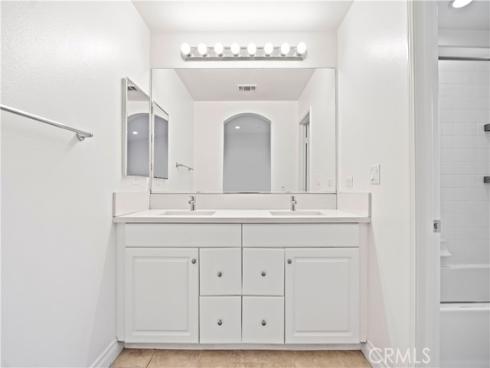 80 hedge bloom , Irvine, CA