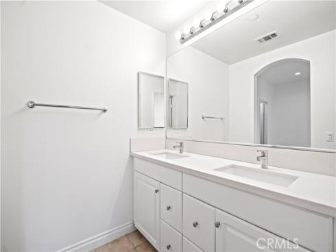 80 hedge bloom , Irvine, CA