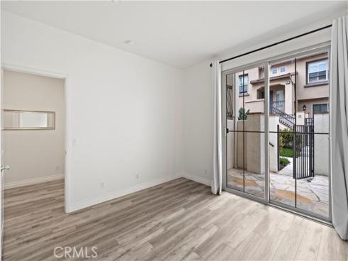 80 hedge bloom , Irvine, CA