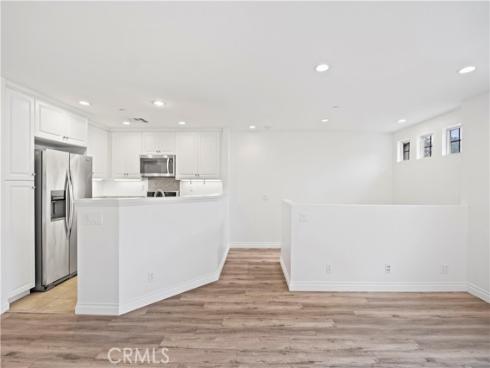 80 hedge bloom , Irvine, CA