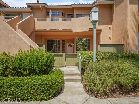 33 Abrazo Aisle 174 , Irvine, CA