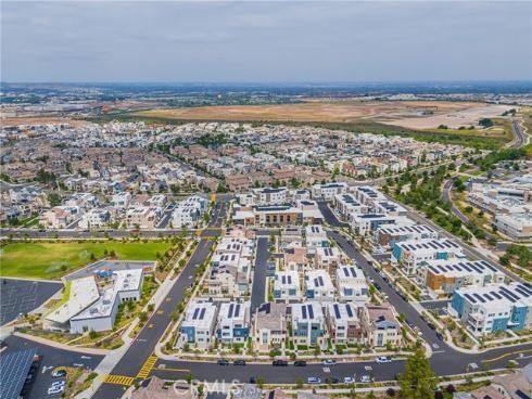 119  Zawn  , Irvine, CA