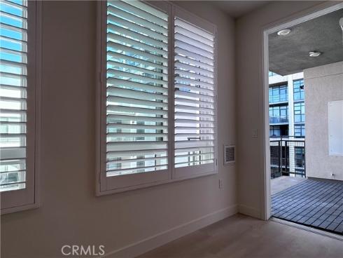 2536  Nolita  , Irvine, CA