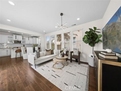 135 Acamar , Irvine, CA