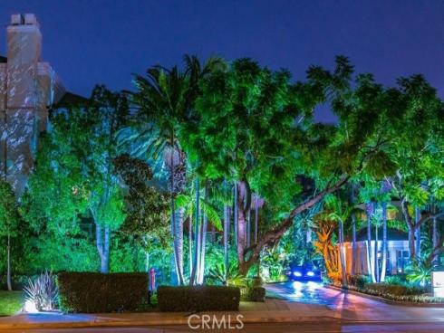 2253  Martin  215 , Irvine, CA