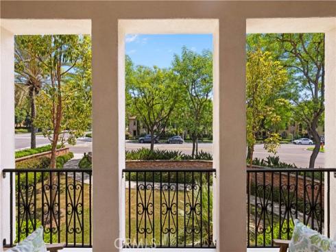 83 City Stroll , Irvine, CA