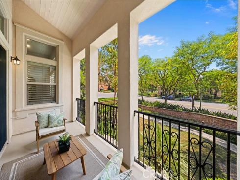 83 City Stroll , Irvine, CA