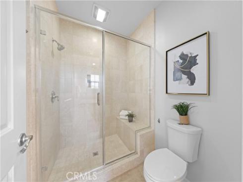 83 City Stroll , Irvine, CA