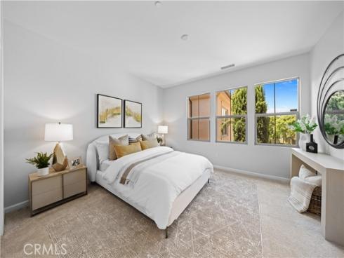 83 City Stroll , Irvine, CA