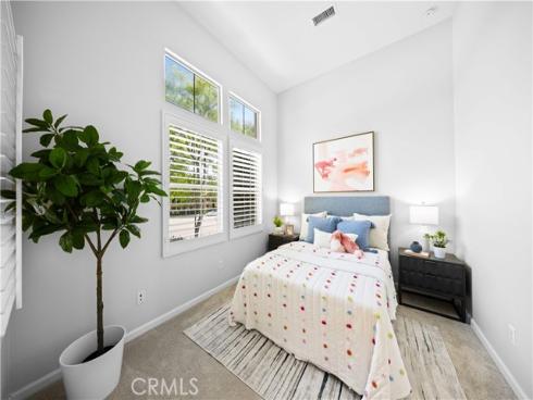 83 City Stroll , Irvine, CA