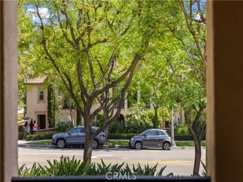 83 City Stroll , Irvine, CA