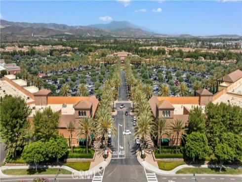 83 City Stroll , Irvine, CA