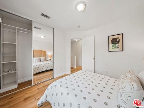 33 Halifax Place, Irvine, CA