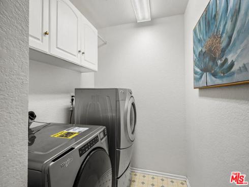 33 Halifax Place, Irvine, CA