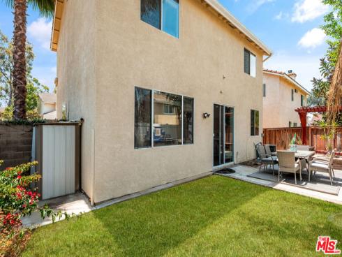 33 Halifax Place, Irvine, CA