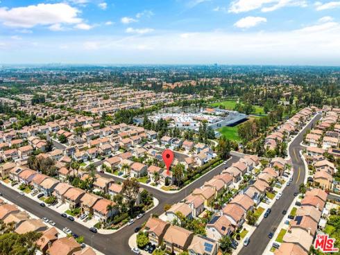 33 Halifax Place, Irvine, CA