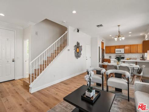 33 Halifax Place, Irvine, CA