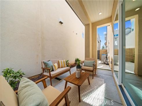 111  Pitch  , Irvine, CA