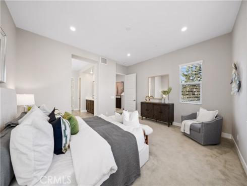 111  Pitch  , Irvine, CA