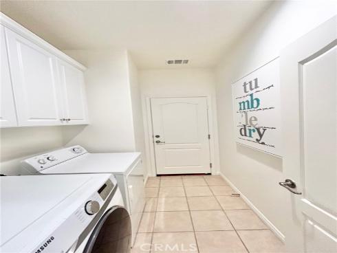 37 Roycroft , Irvine, CA